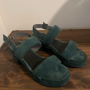 Ankle strap platform sandals